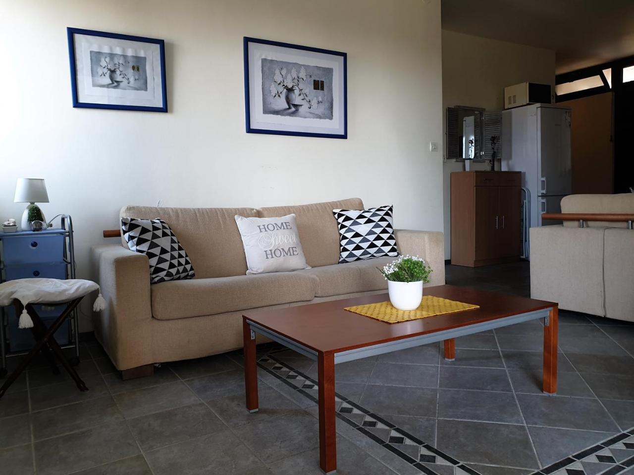 Apartments Bellevue Novalja Bagian luar foto