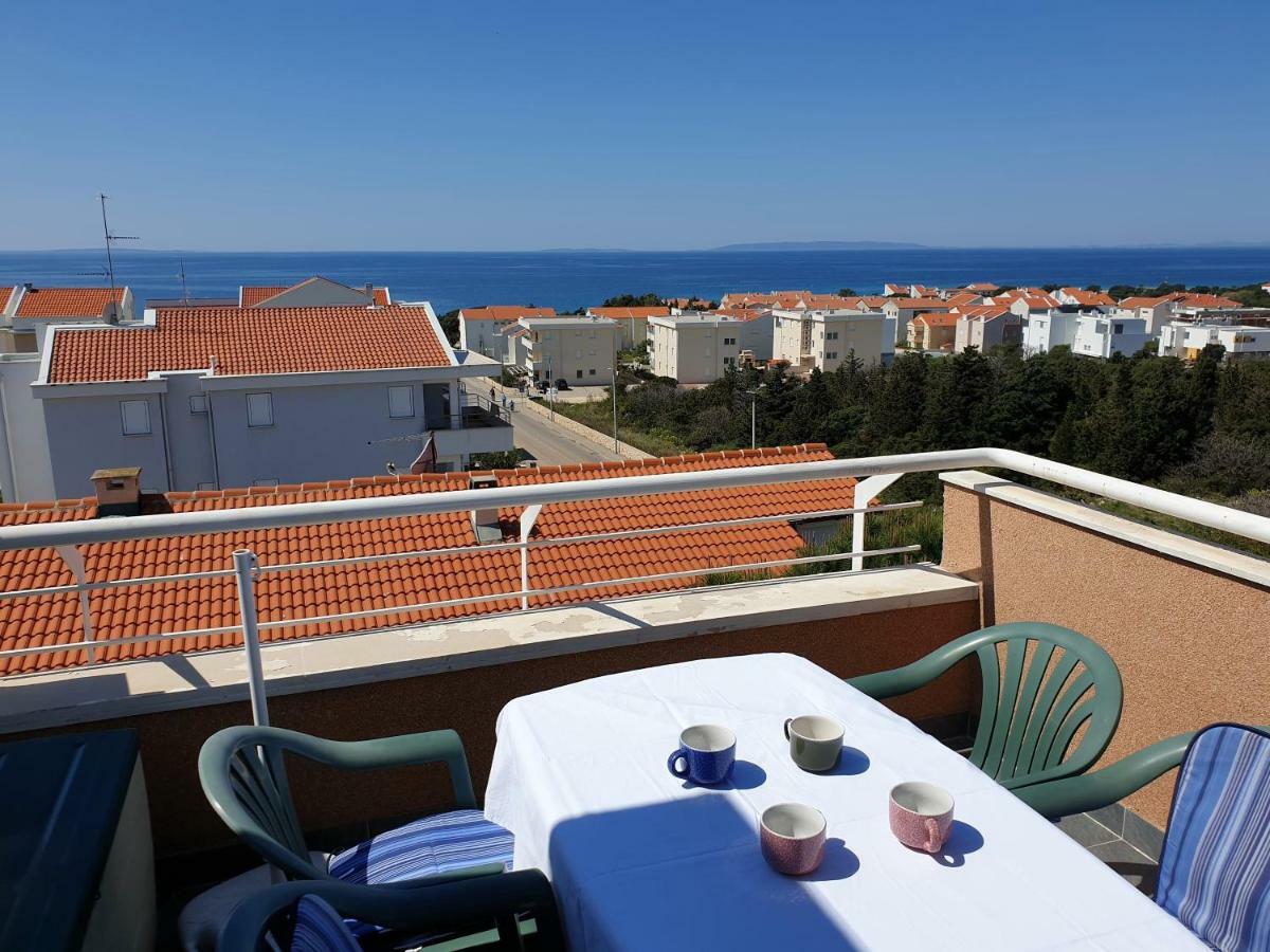 Apartments Bellevue Novalja Bagian luar foto